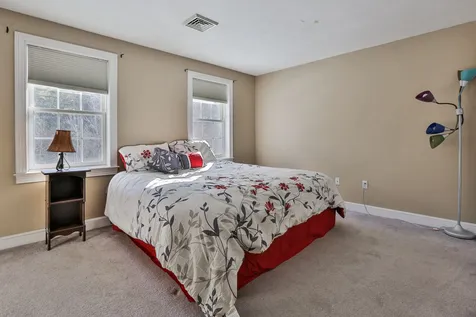 93 Nartoff Road Hollis NH 03049
