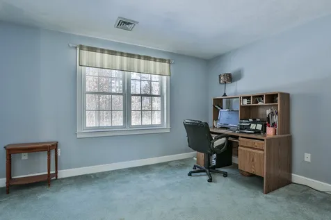 93 Nartoff Road Hollis NH 03049