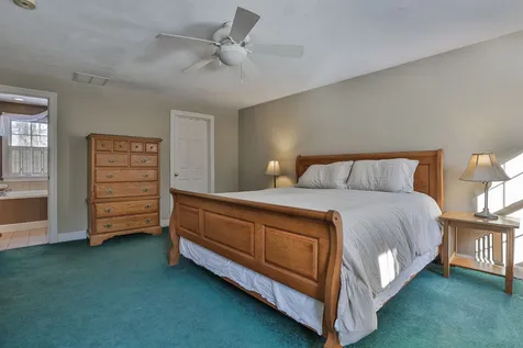 93 Nartoff Road Hollis NH 03049