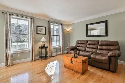 93 Nartoff Road Hollis NH 03049