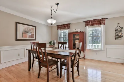 93 Nartoff Road Hollis NH 03049