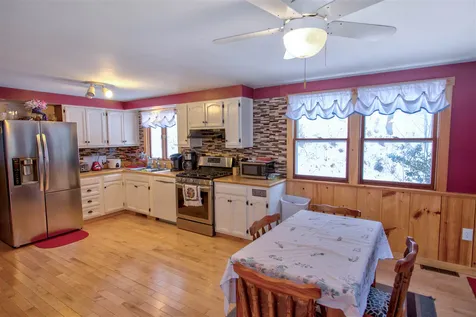 386 Bunker Hill Road Pomfret VT 05053
