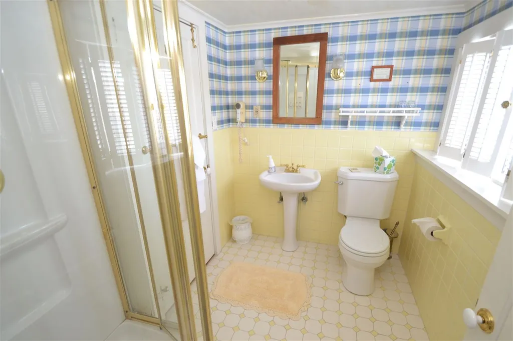 1225 Golf Course Road Warren VT 05674