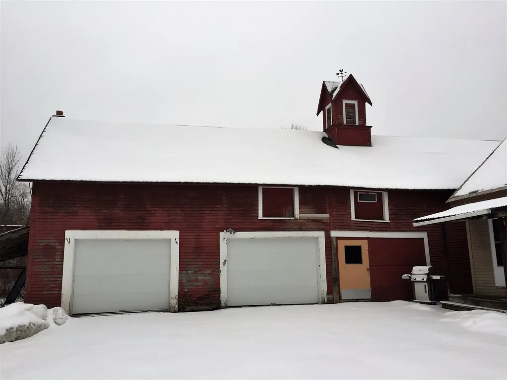 431 Elm Street Chester VT 05143