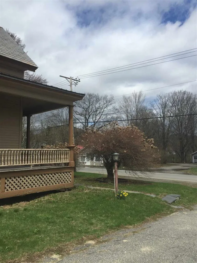 431 Elm Street Chester VT 05143
