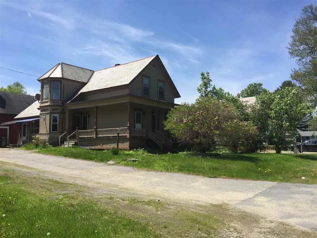 431 Elm Street Chester VT 05143