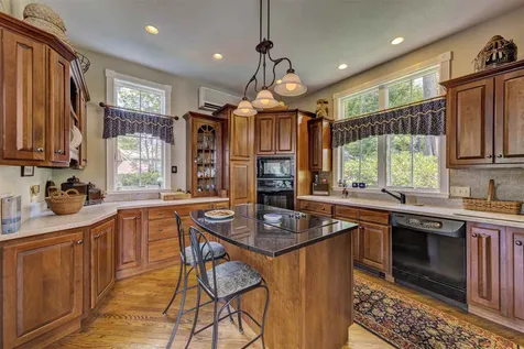 87 Lake Avenue Sunapee NH 03782
