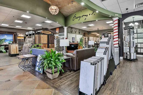 520 Amherst Street Nashua NH 03063-1004