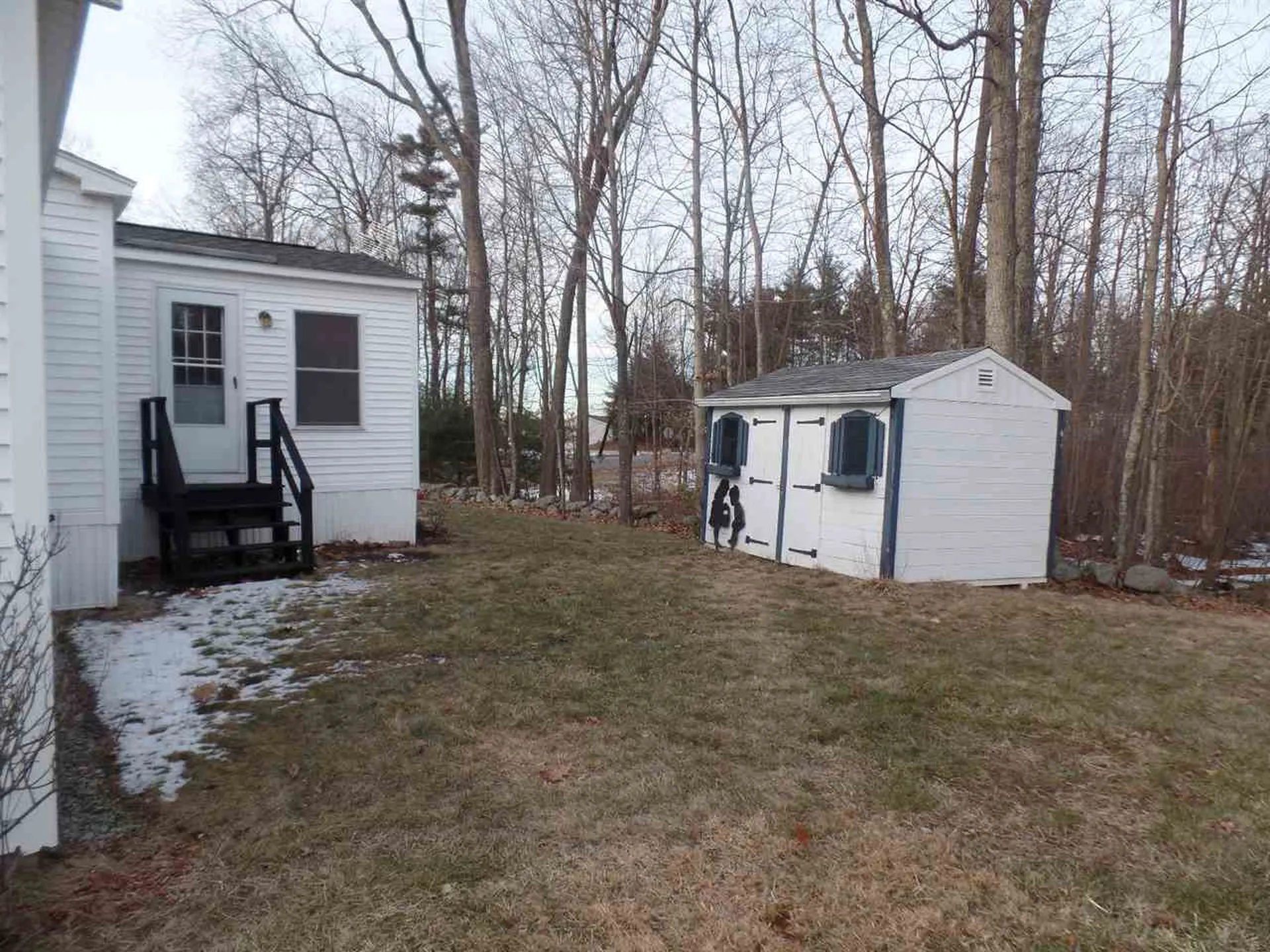 35 Granite Circle Hampstead NH 03841