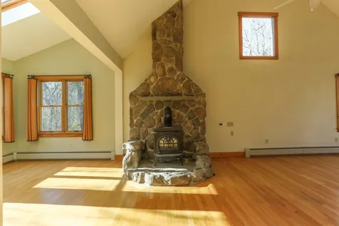 10 Sullivan Falls Road Durham NH 03824