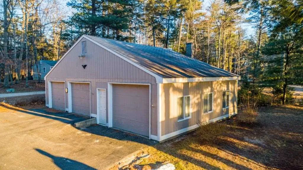 33 Grassy Pond Road Moultonborough NH 03254