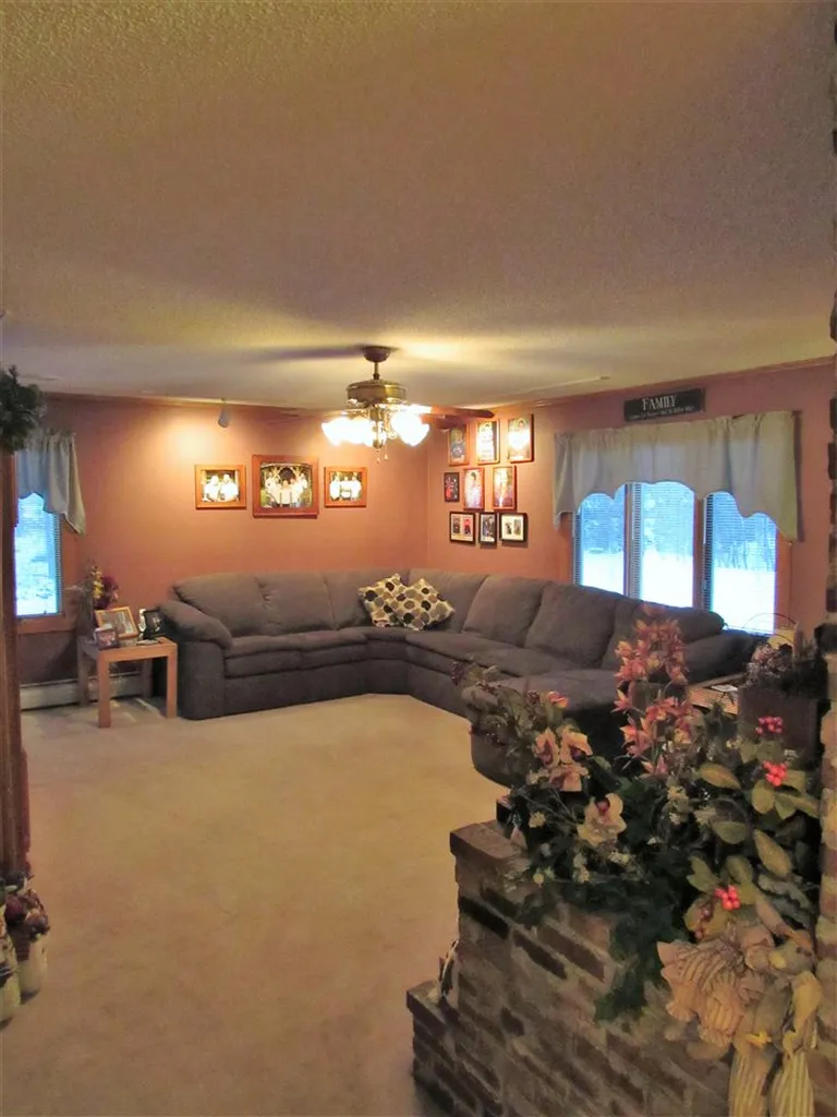 2 Underhill Street Gorham NH 03581