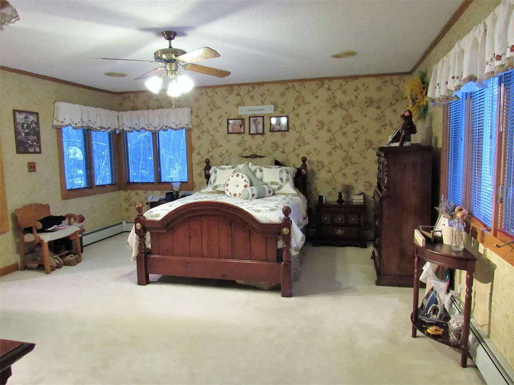 2 Underhill Street Gorham NH 03581