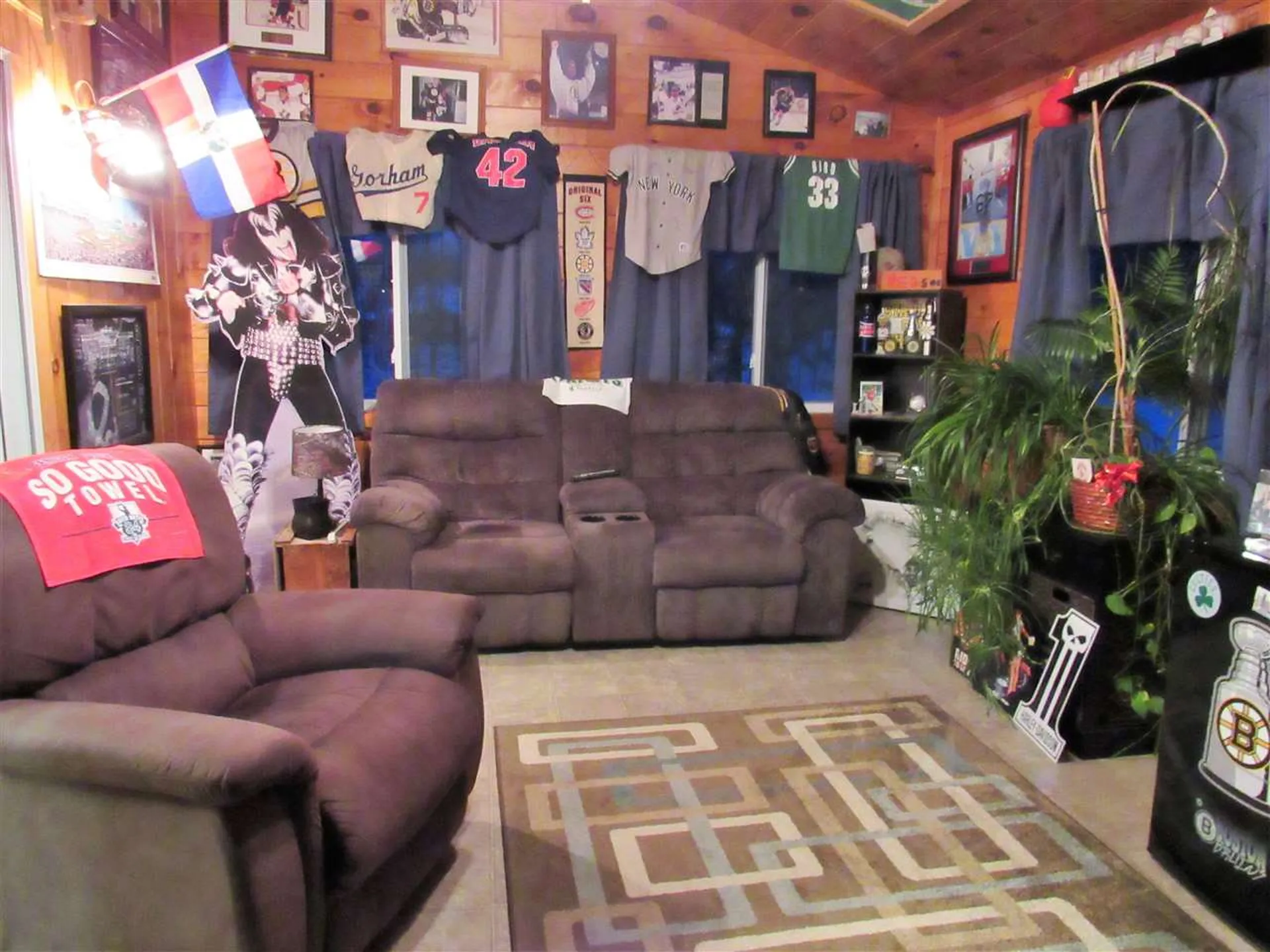 2 Underhill Street Gorham NH 03581