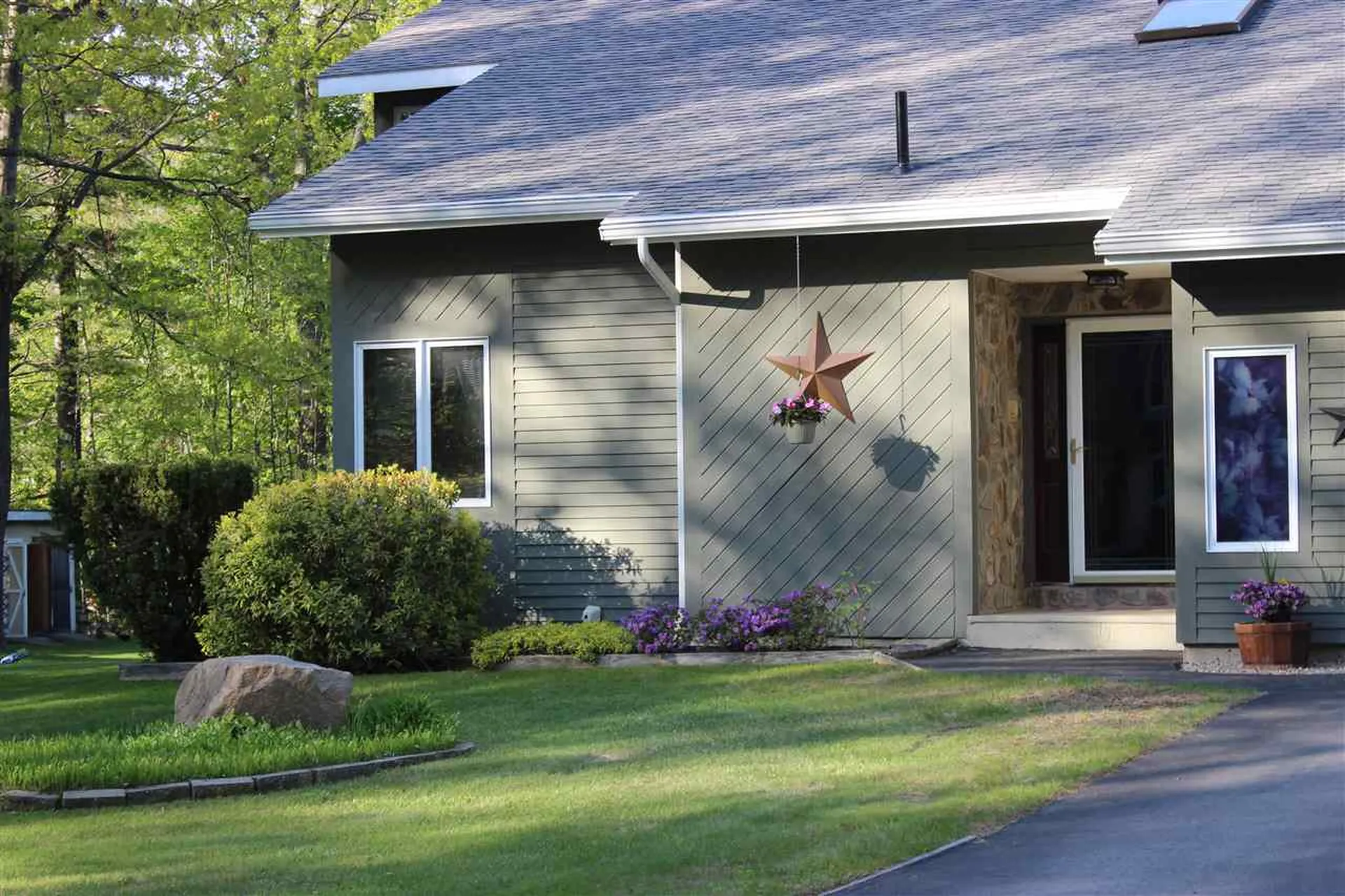 2 Underhill Street Gorham NH 03581