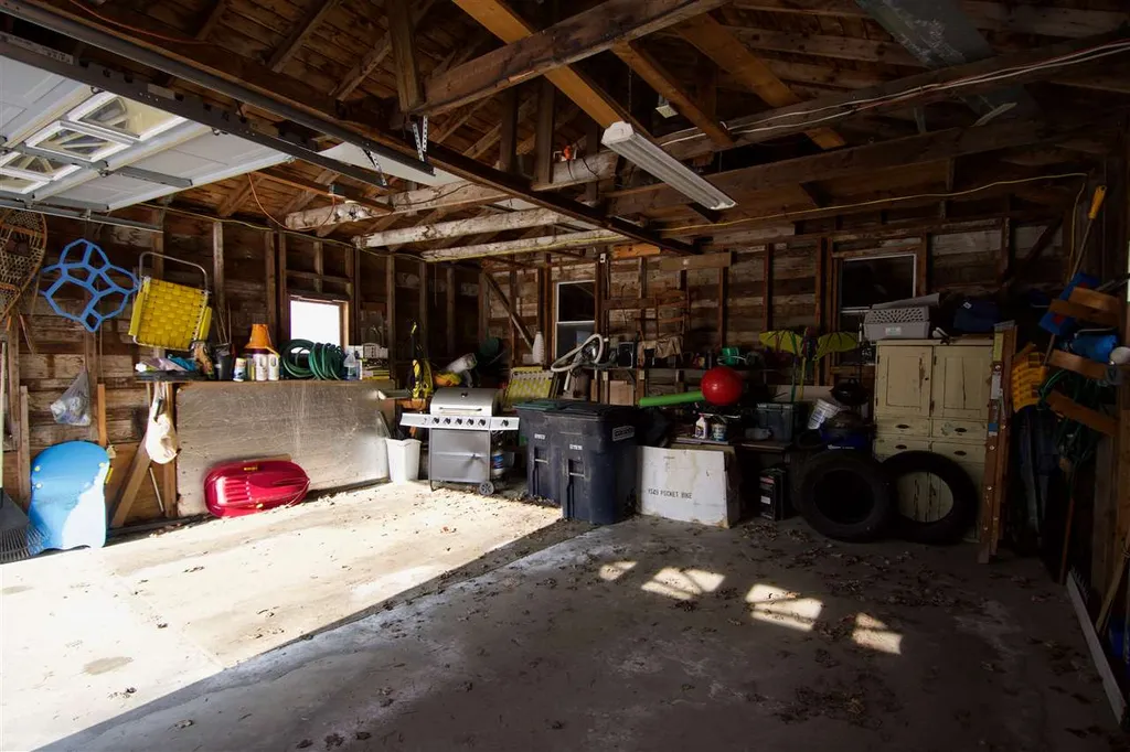 32 West Hill Road Northfield VT 05663