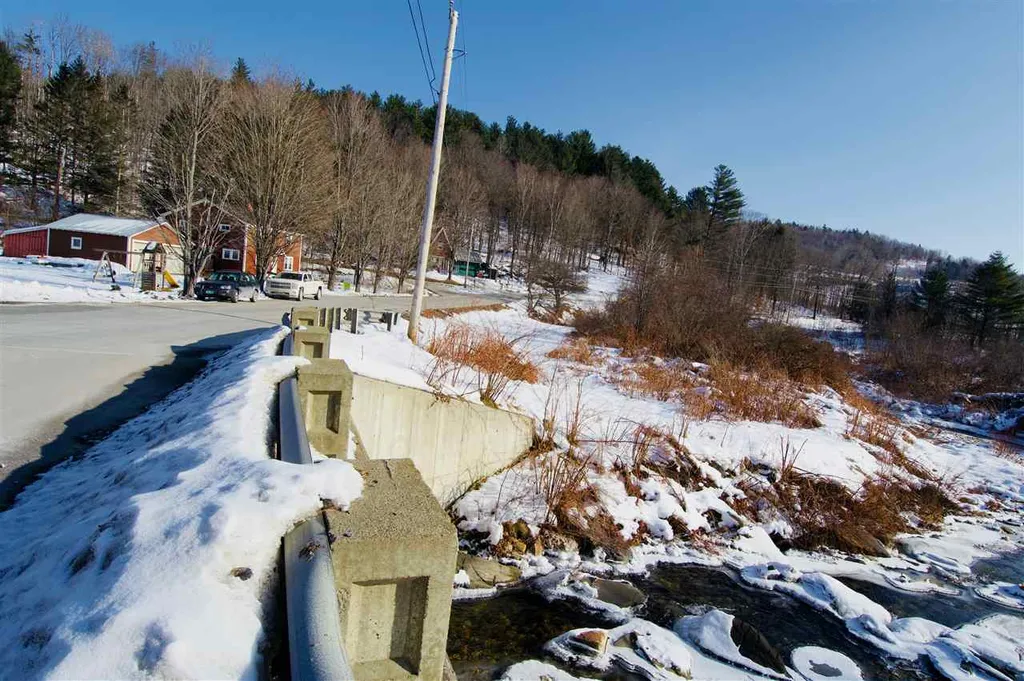 32 West Hill Road Northfield VT 05663