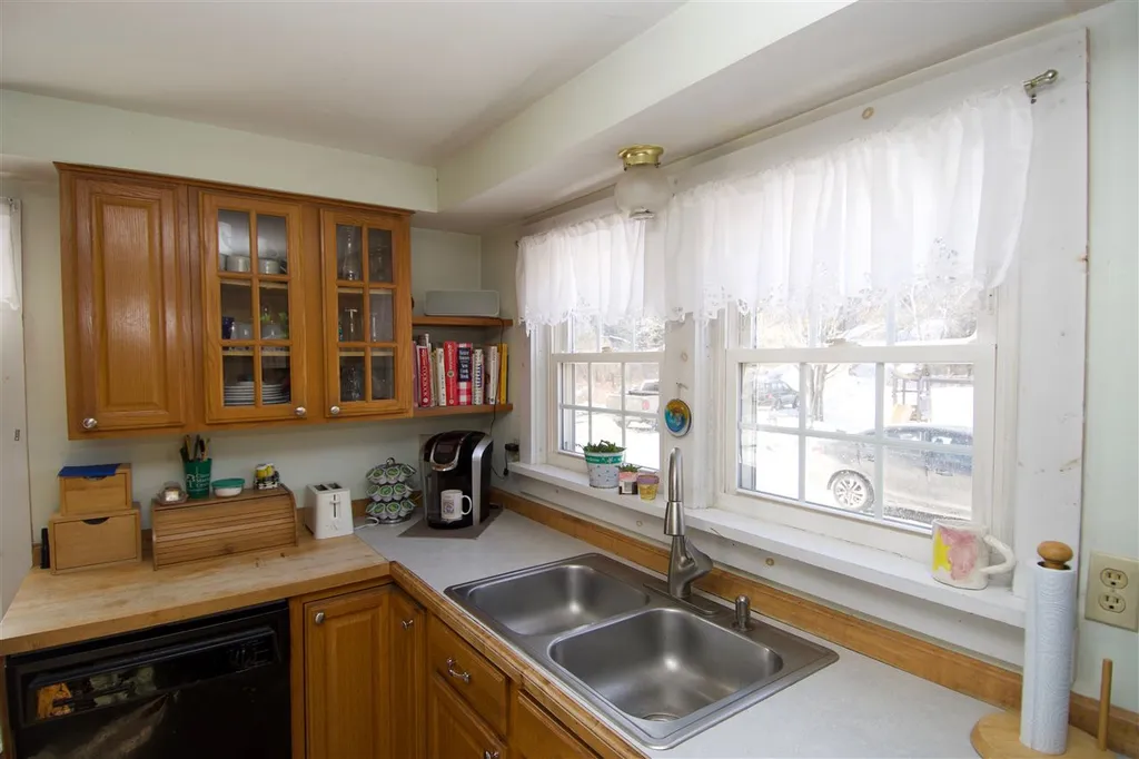 32 West Hill Road Northfield VT 05663