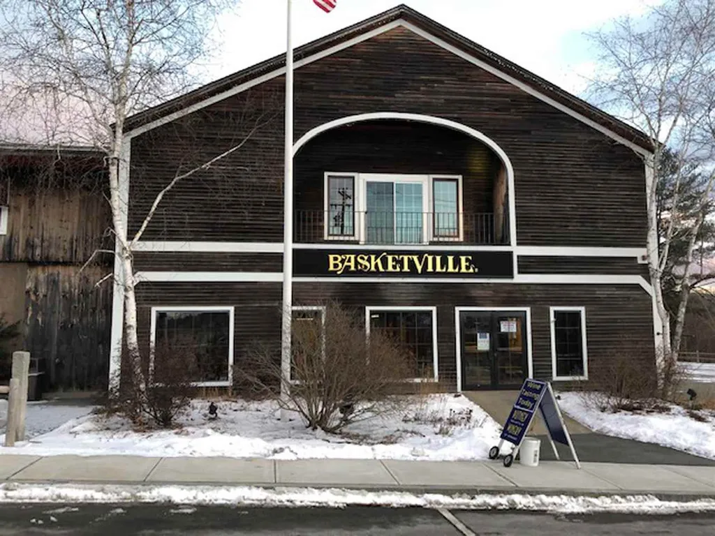 8 Bellows Falls Road Putney VT 05346