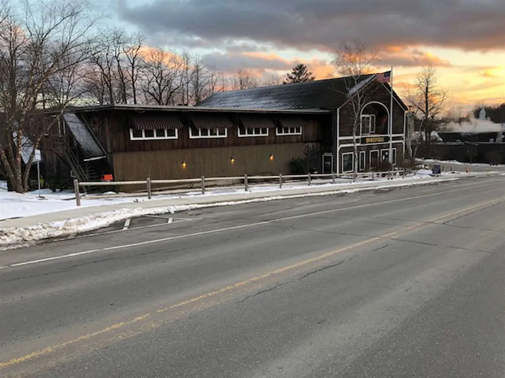 8 Bellows Falls Road Putney VT 05346