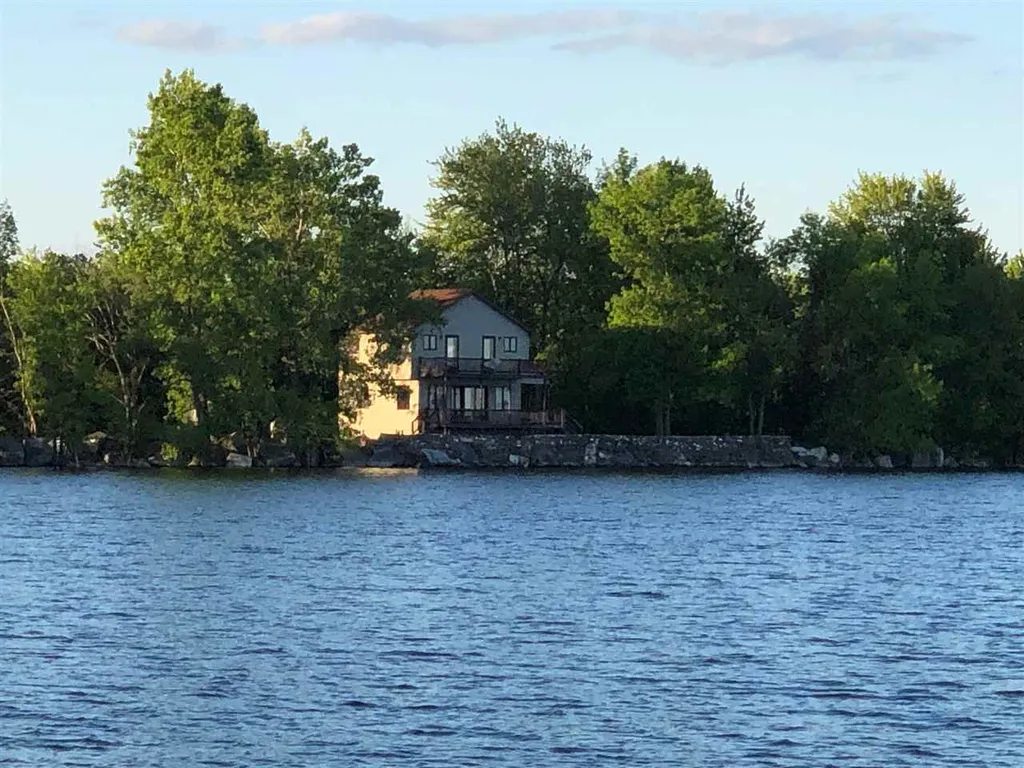 372 Windmill Point East Alburgh VT 05440