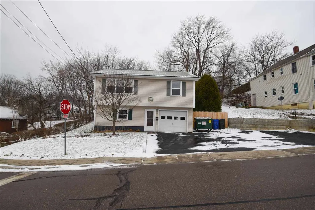 58 Franklin Street Winooski VT 05404