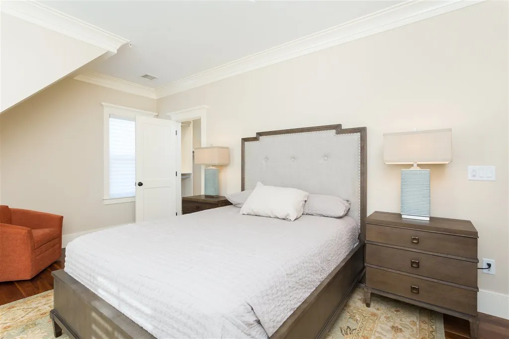 21 Rockingham Street Portsmouth NH 03801