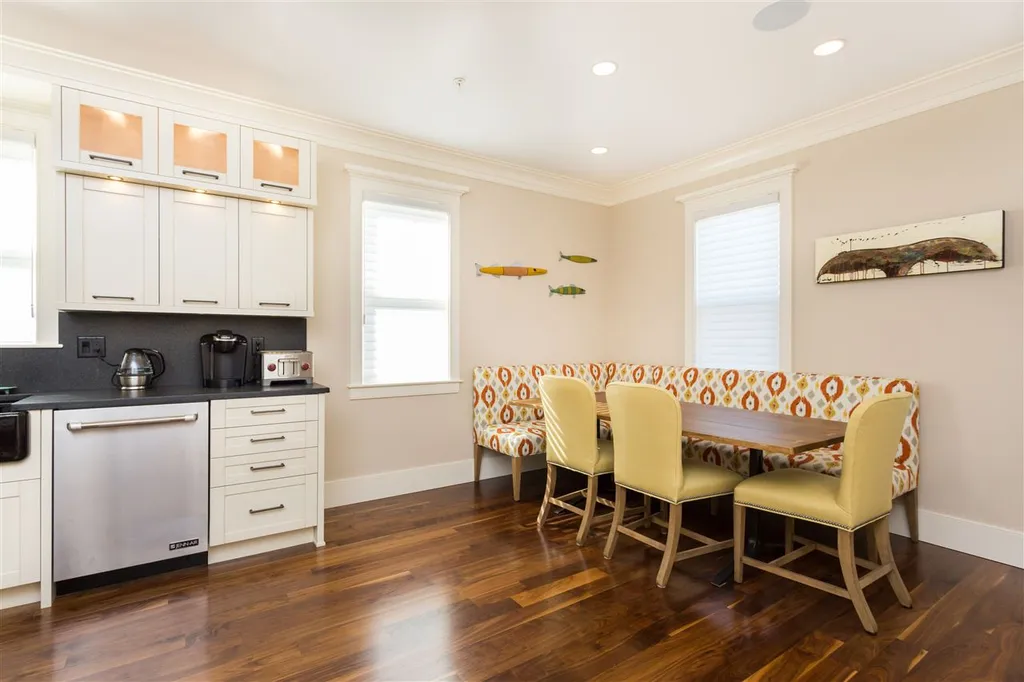 21 Rockingham Street Portsmouth NH 03801