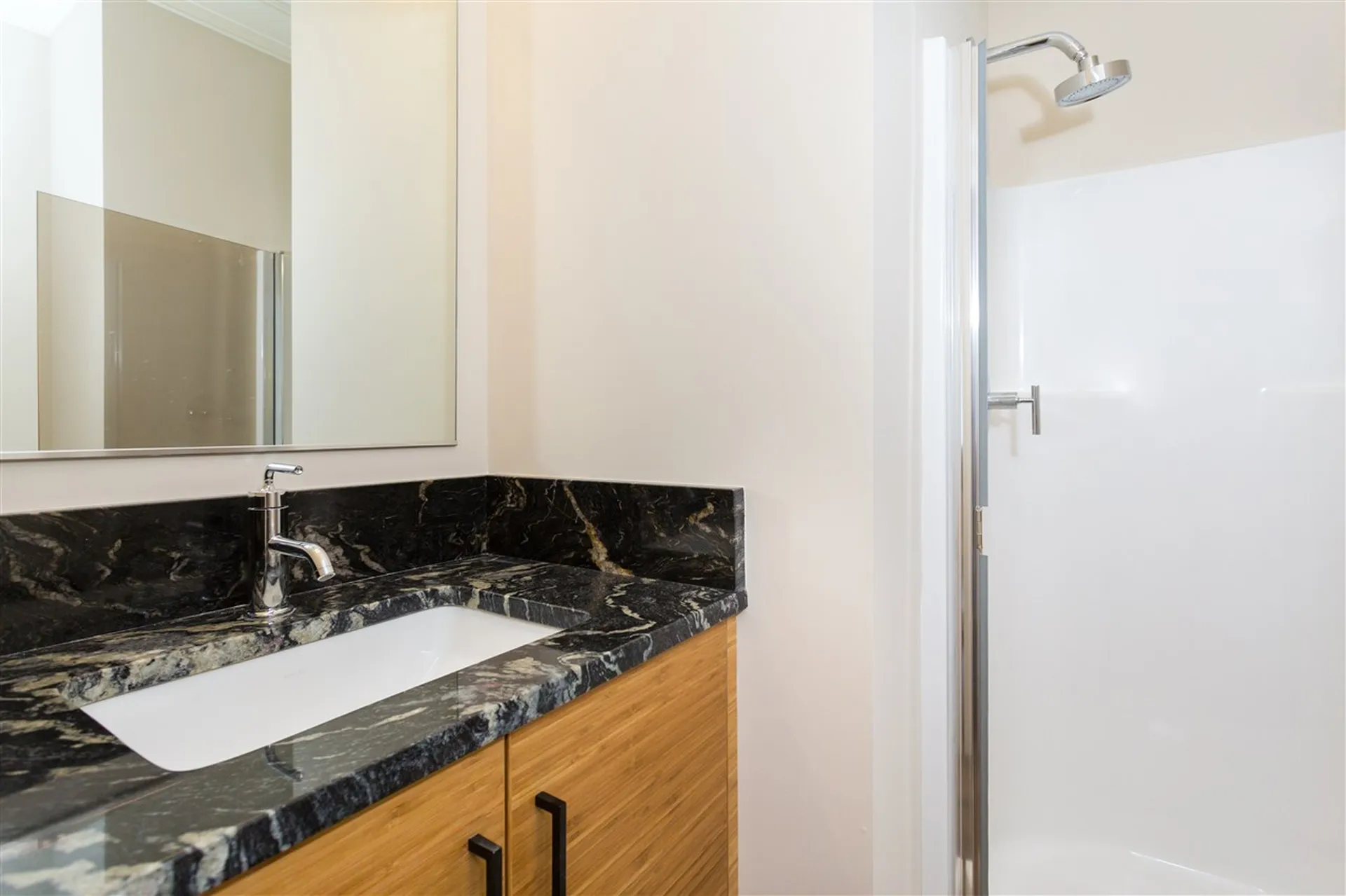 21 Rockingham Street Portsmouth NH 03801