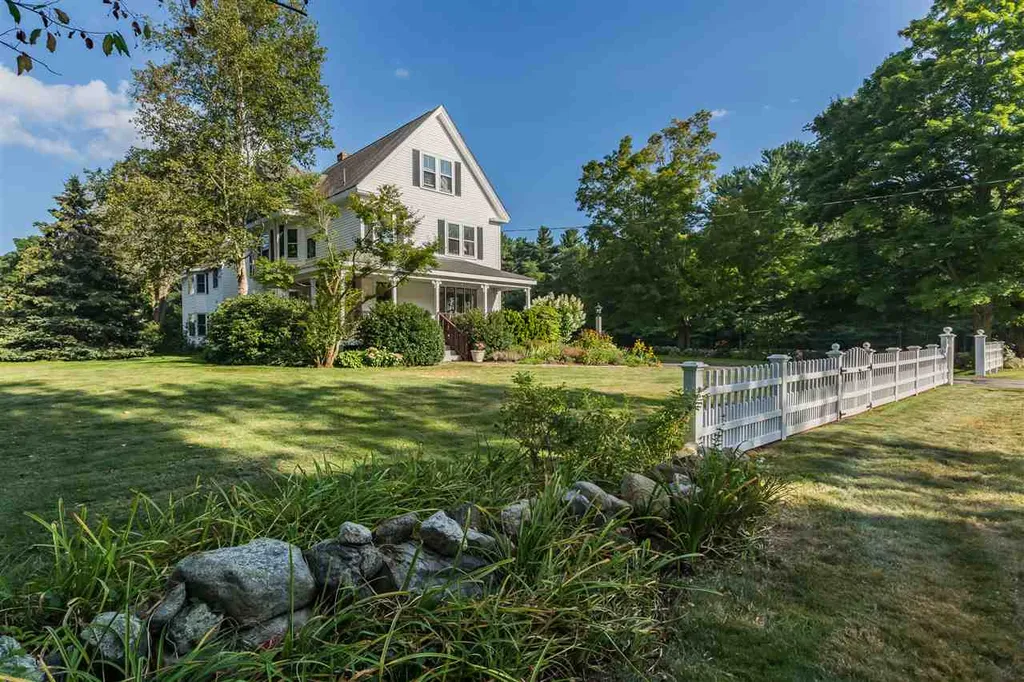 208 Central Road Rye NH 03870