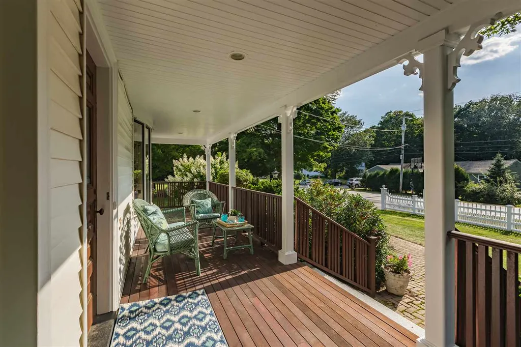 208 Central Road Rye NH 03870