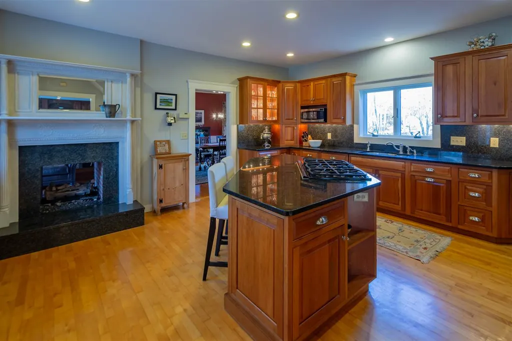 208 Central Road Rye NH 03870
