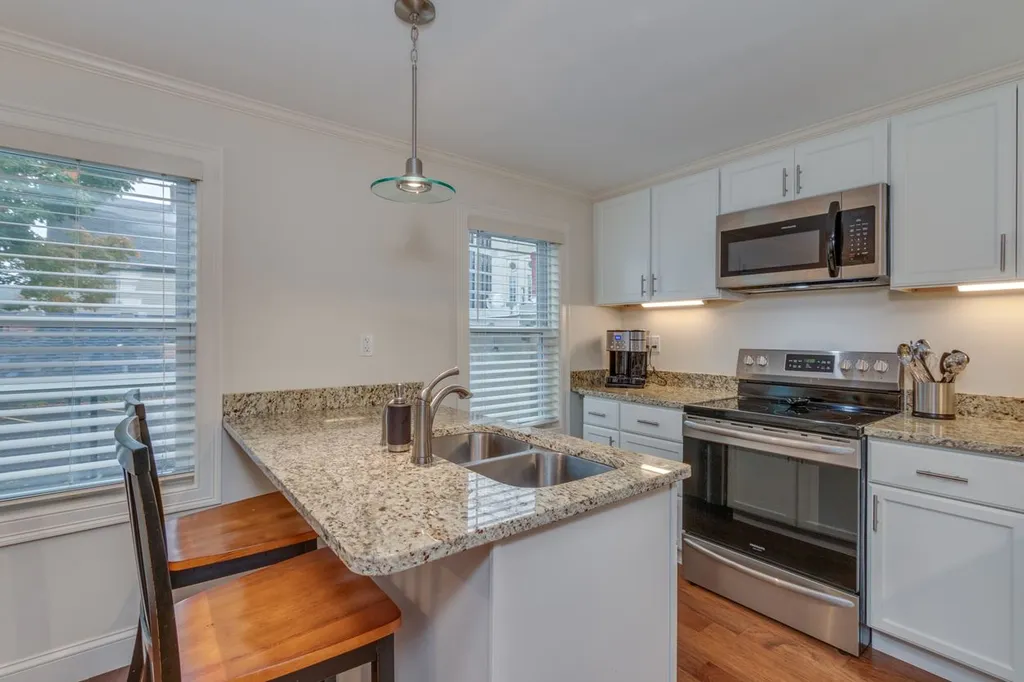 6 N Spring Street Concord NH 03301