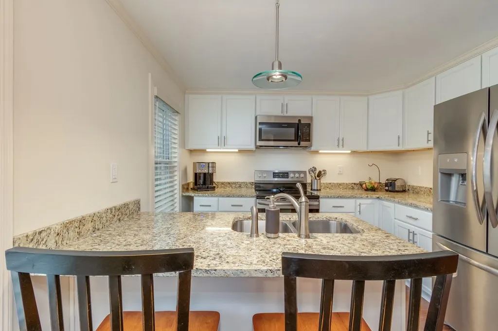 6 N Spring Street Concord NH 03301