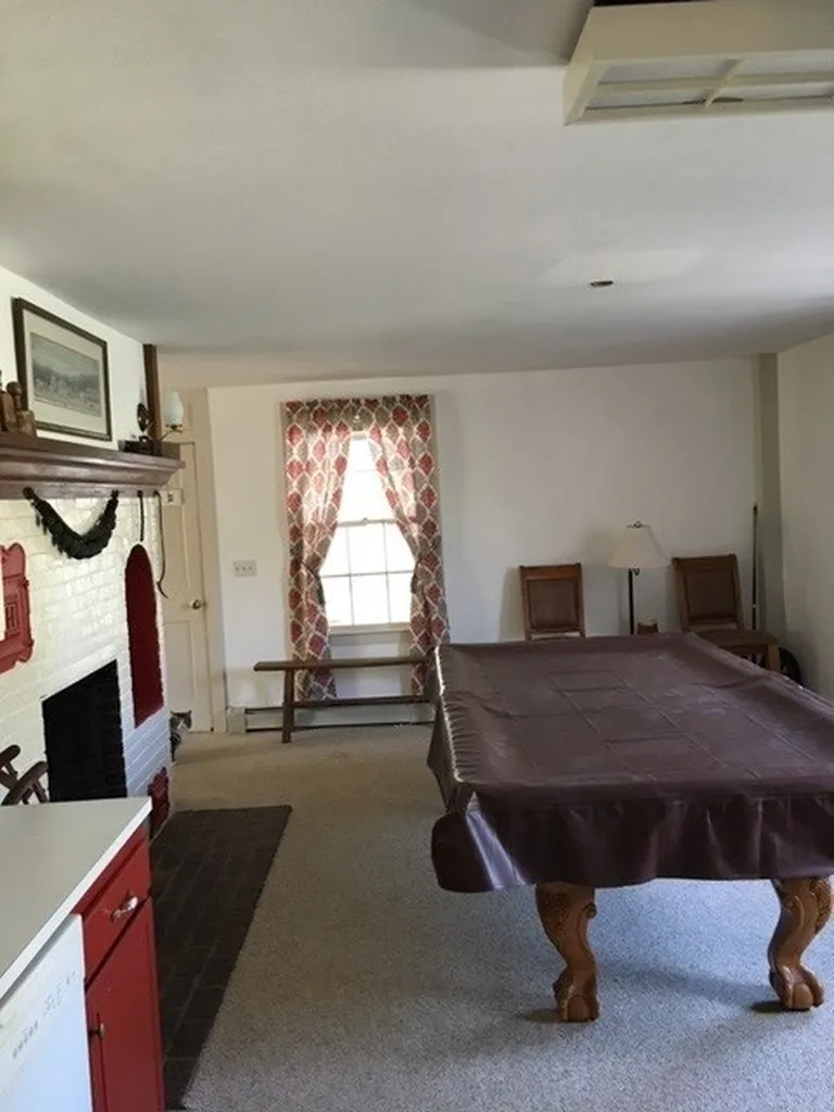 38 Exeter Road Epping NH 03042