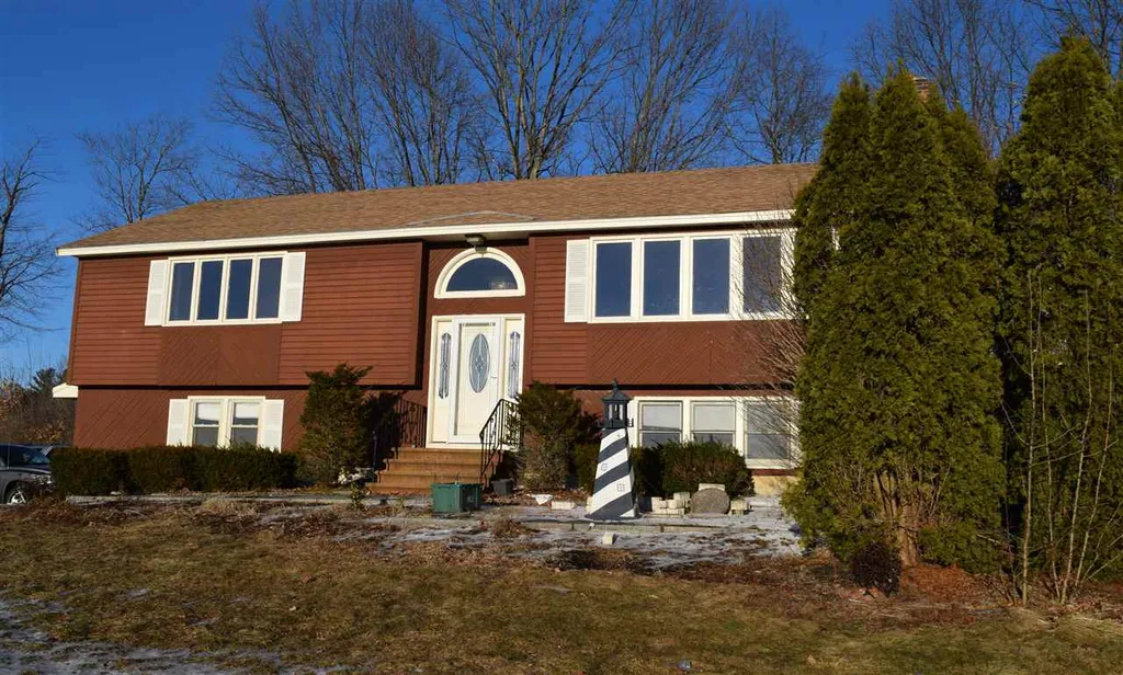 6 Roberts Road Rochester NH 03867