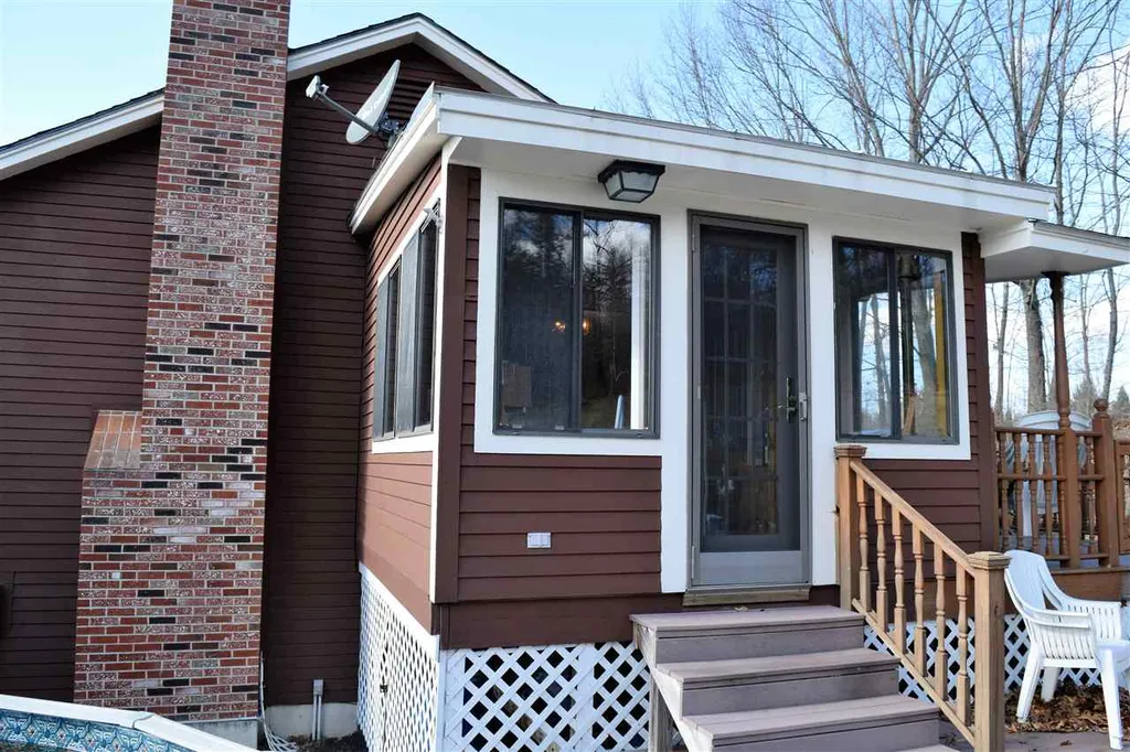 6 Roberts Road Rochester NH 03867