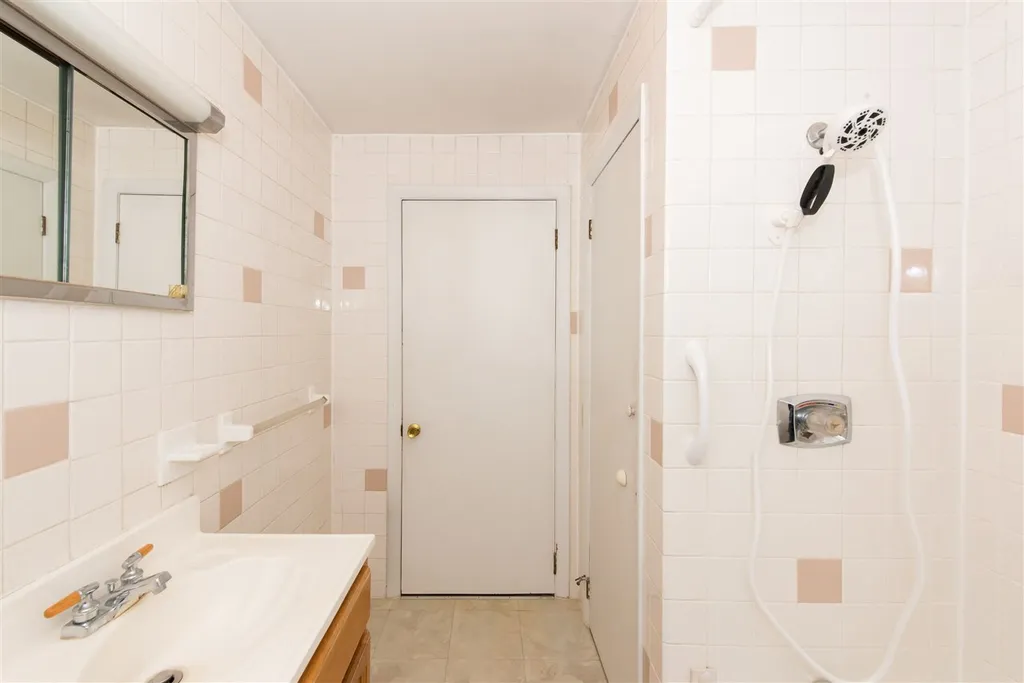 42 Dudley Road Alton NH 03809