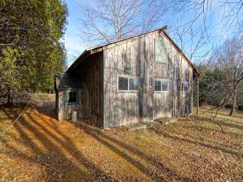 17 Newfields Road Exeter NH 03833