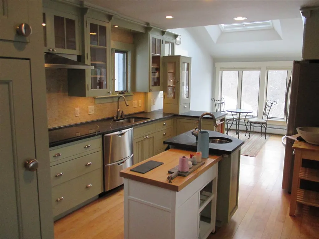 42 Portland Street Keene NH 03431