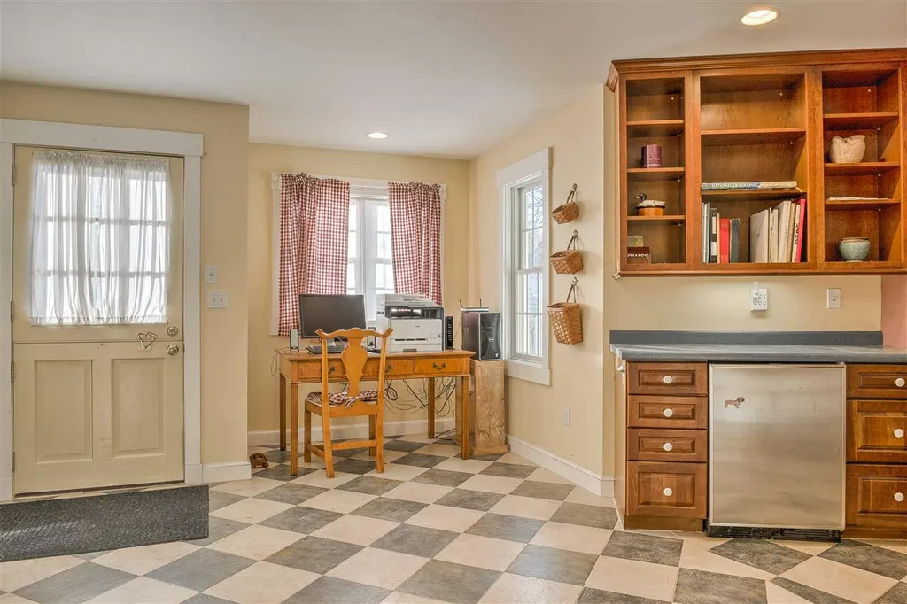 7 Starlight Drive Keene NH 03431