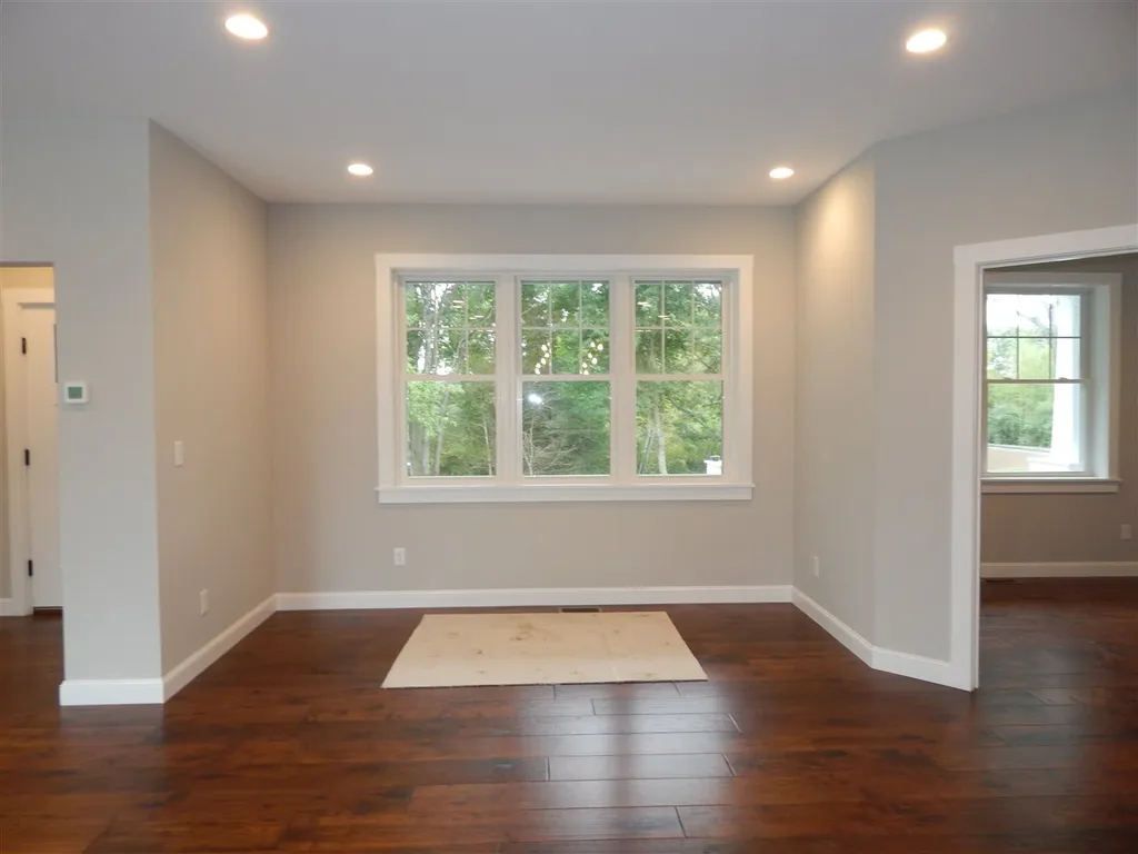 15 Lovering Road North Hampton NH 03864