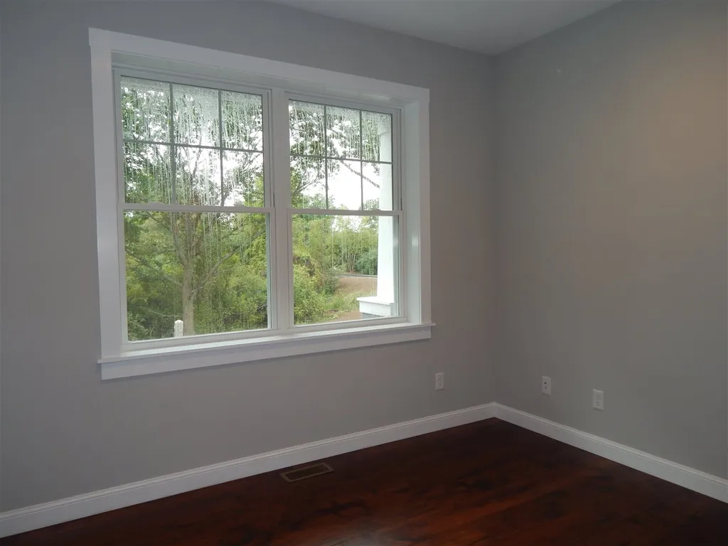 15 Lovering Road North Hampton NH 03864