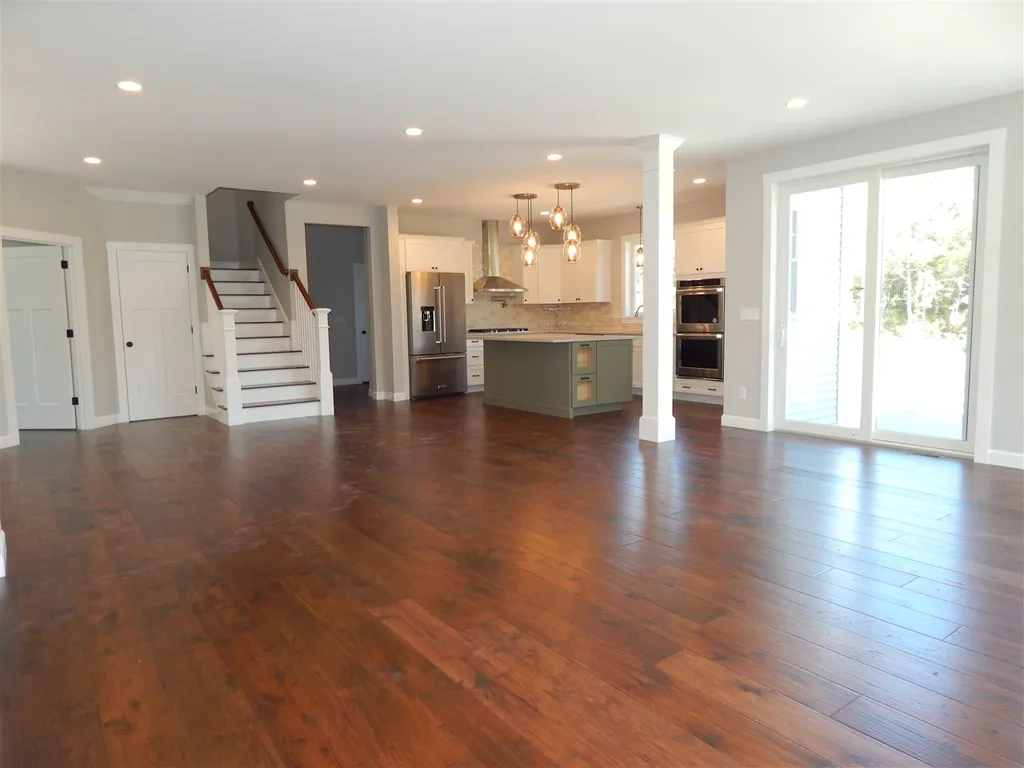 15 Lovering Road North Hampton NH 03864
