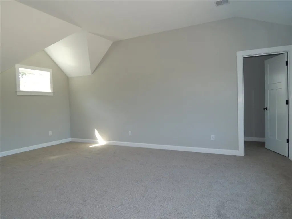 15 Lovering Road North Hampton NH 03864