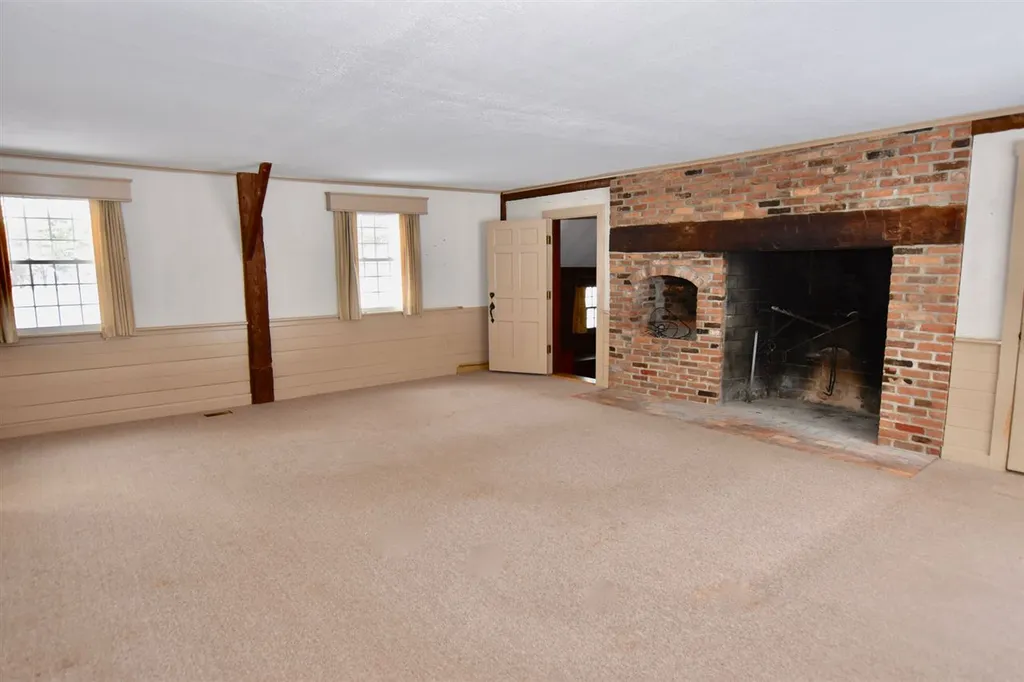 75 Roaring Brook Lane Wallingford VT 05773