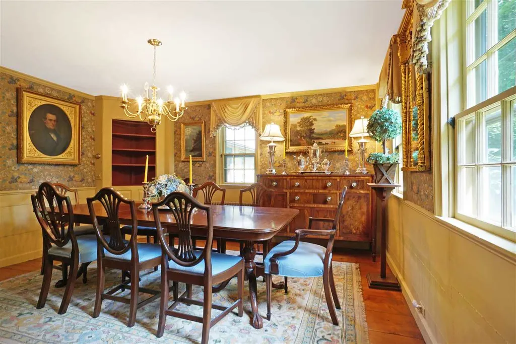 21 Meetinghouse Hill Road Brookline NH 03033