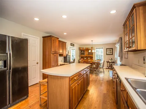 70 Old Greenfield Road Peterborough NH 03458