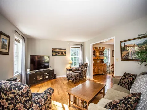 70 Old Greenfield Road Peterborough NH 03458