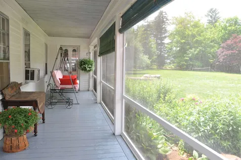 124 Baer Road Rollinsford NH 03869